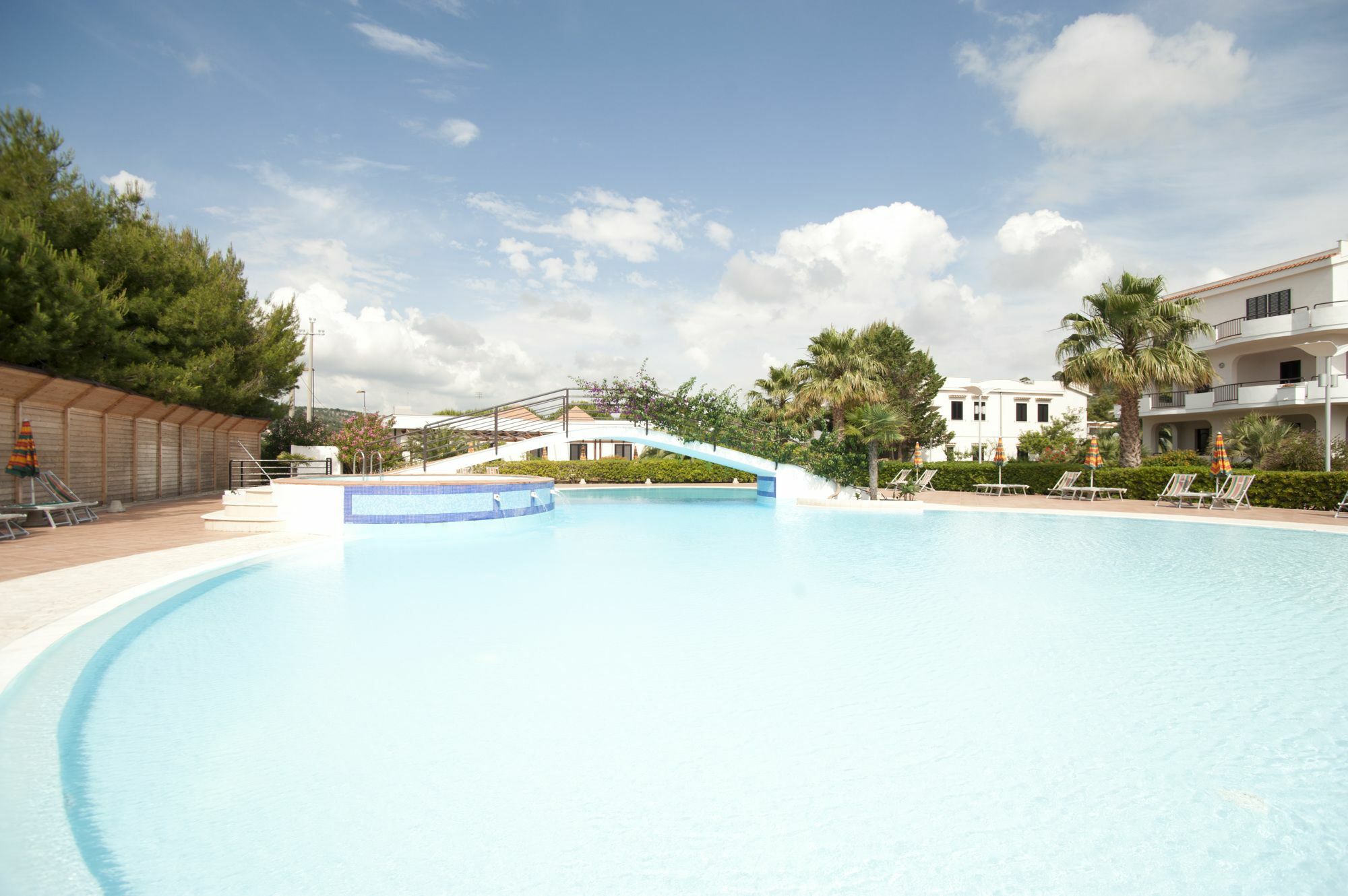Oasiclub Hotel - Appartamenti Vieste Bagian luar foto