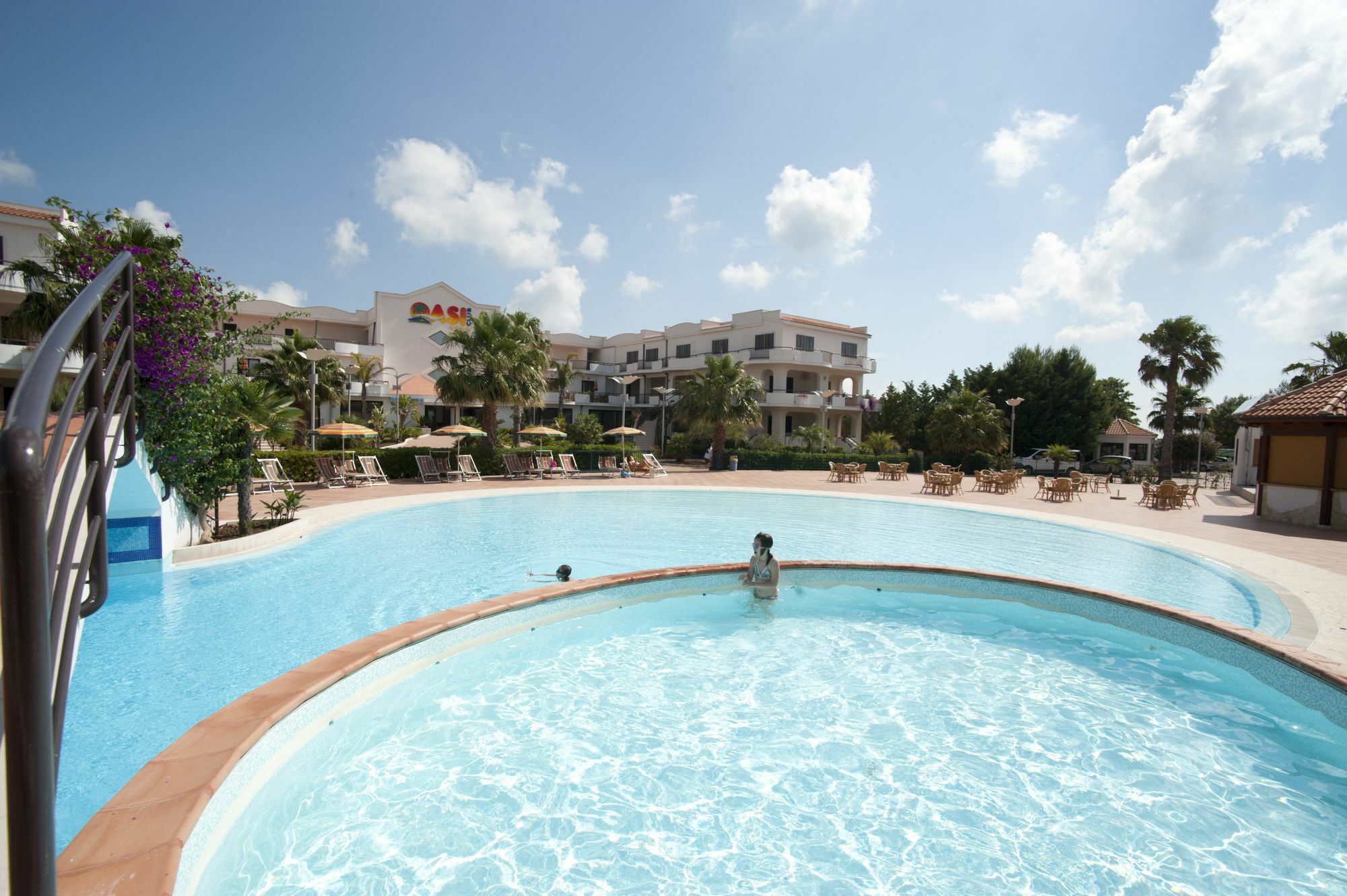 Oasiclub Hotel - Appartamenti Vieste Bagian luar foto